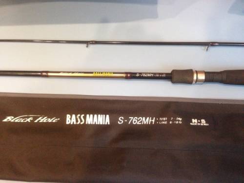 Спиннинг Black Hole bassmania s-762mh 7-24